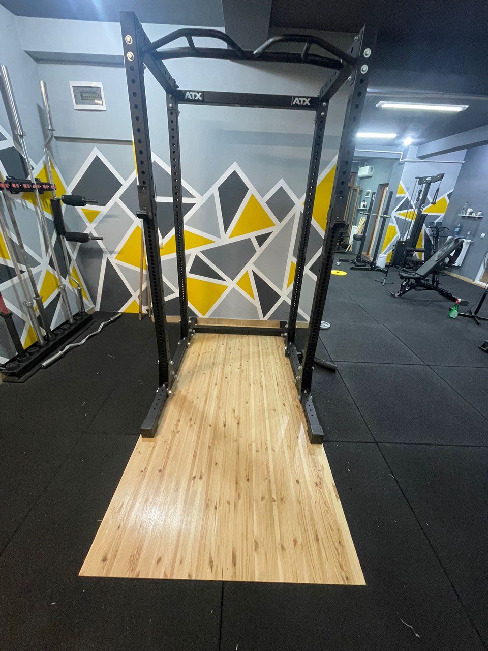 Power Rack with Wooden Platform